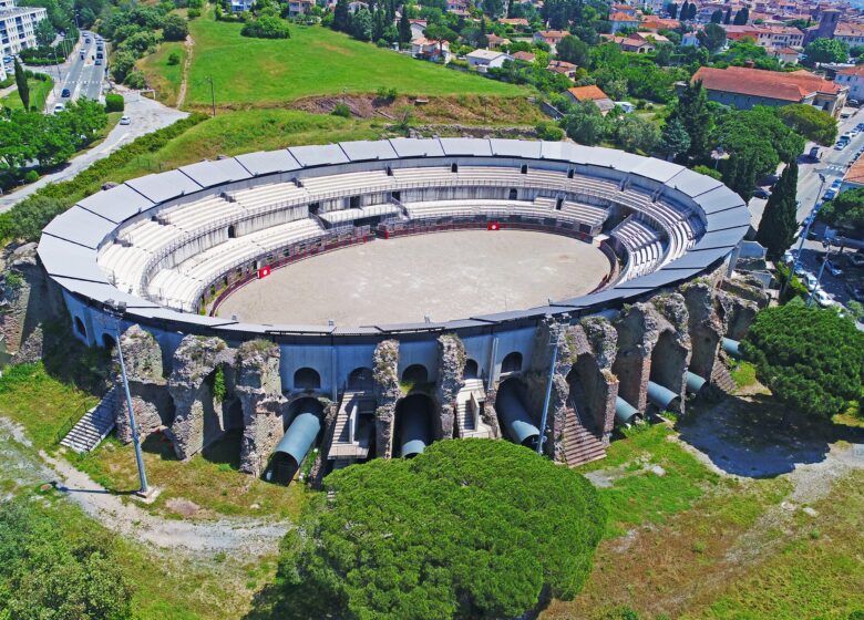 Amphithéâtre romain ou Arènes