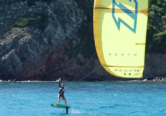 École de Kite Surf avec Kite Foil School