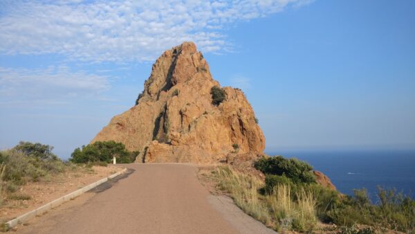 Rocher Saint-Barthélémy depuis la Pointe de l’Observatoire
