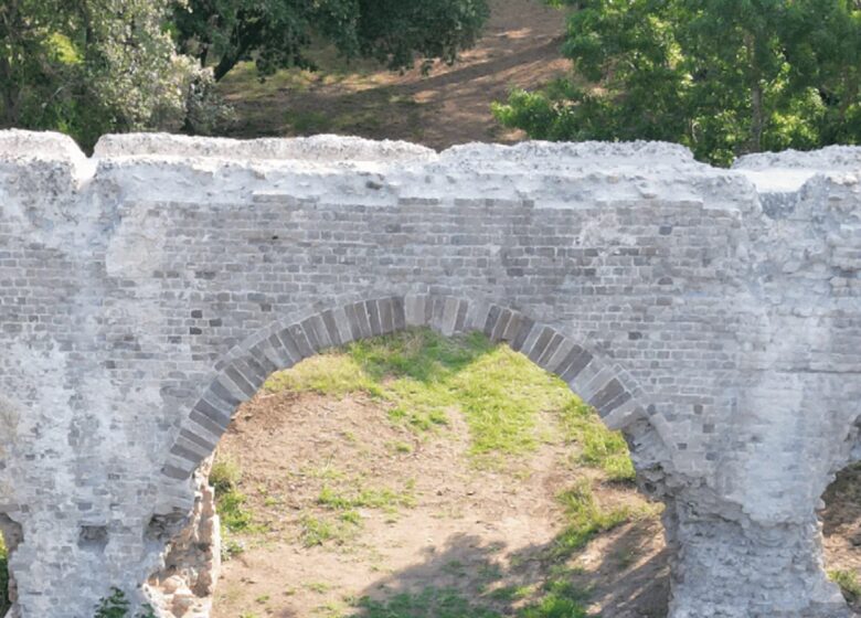 Les Arches Sénéquier