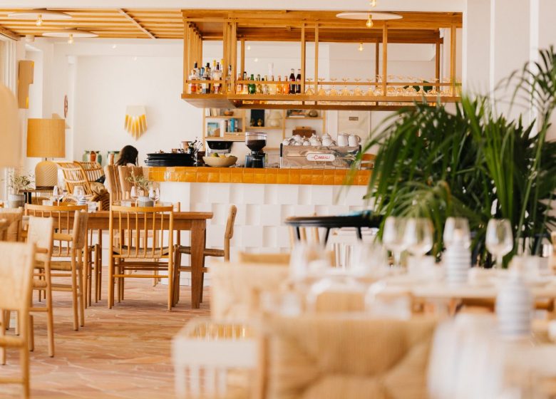 Estelo – Hôtel Les Roches Rouges