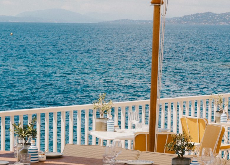 Estelo – Hôtel Les Roches Rouges