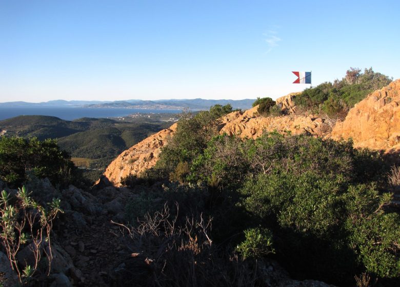 Randonnée : Le Rastel d&rsquo;Agay depuis le Plateau d&rsquo;Anthéor
