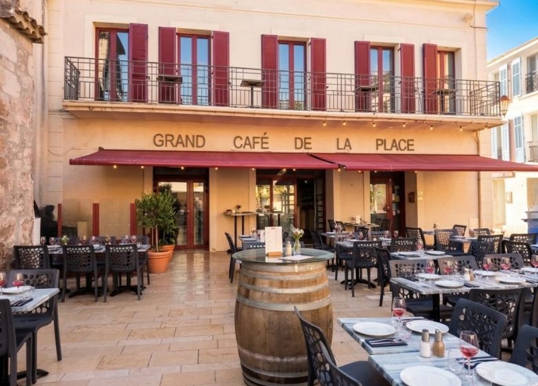 Le Grand Café de la place