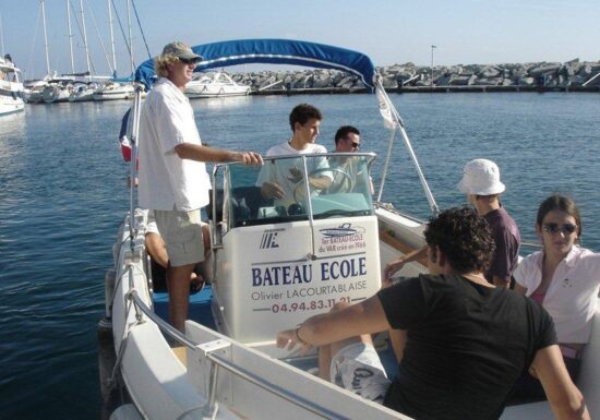 Passer son Permis Bateau avec Lacourtablaise