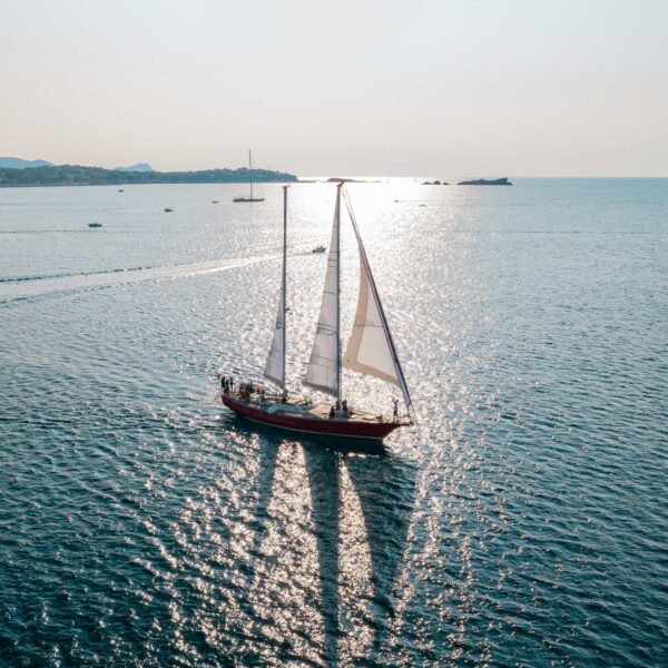 Sortie coucher de soleil en voilier