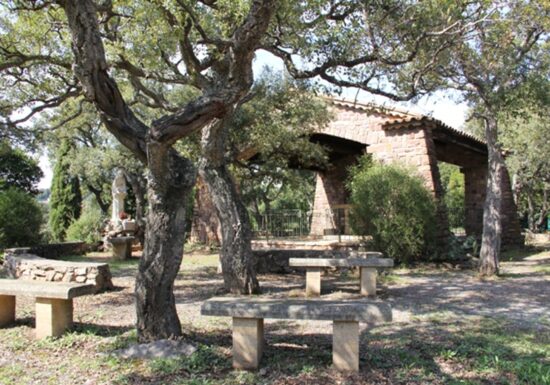 Chapelle des Dolmens